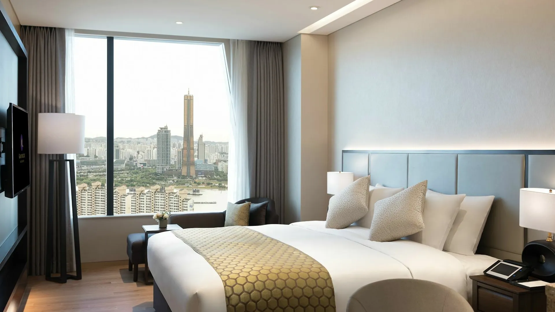 Grand Mercure Ambassador Hotel And Residences Seoul Yongsan 5*,
