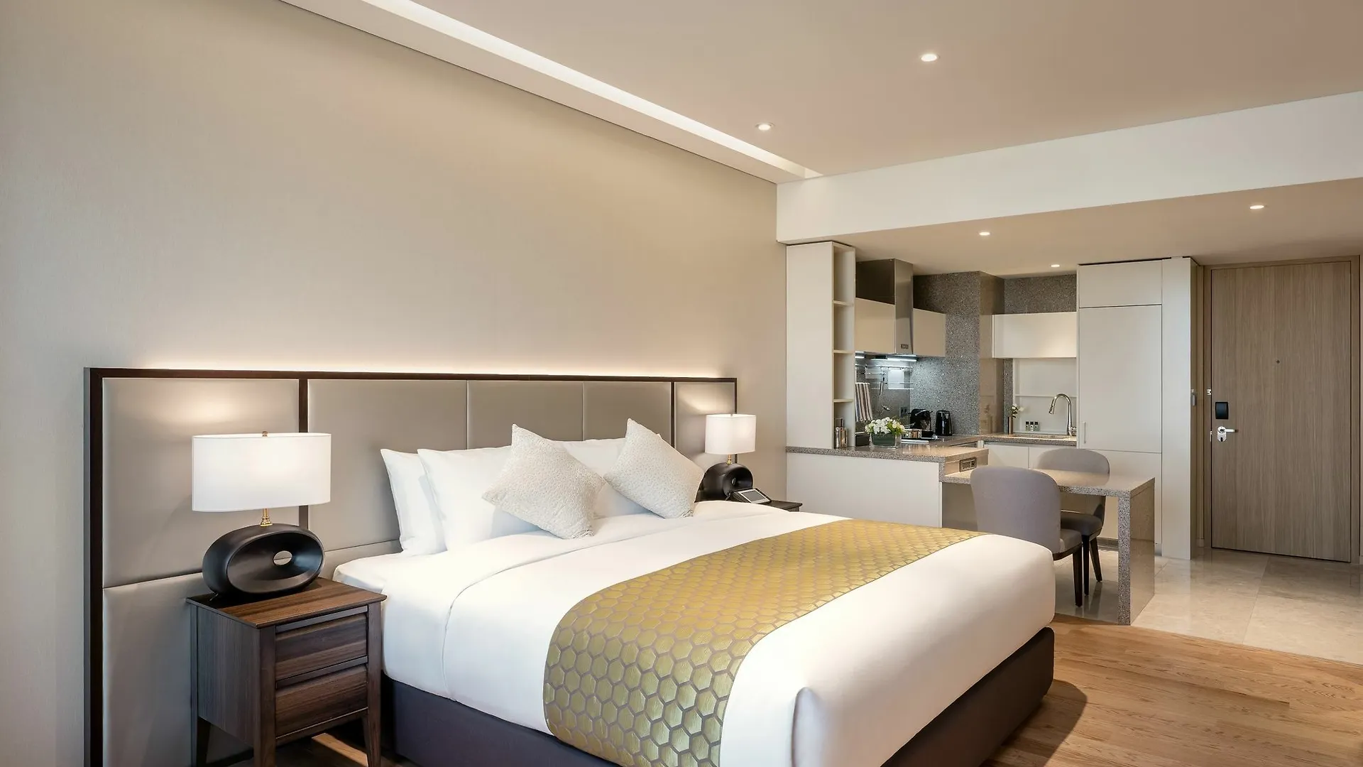 Grand Mercure Ambassador Hotel And Residences Seoul Yongsan 5*,  Sydkorea